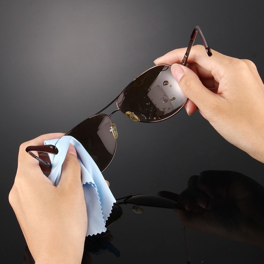 50 PCS PULUZ Soft Cleaning Cloth For GoPro HERO5 /4 Session /4 /3+ /3 /2 /1 LCD Screen, Tablet PC / Mobile Phone Screen, TV Screen, Glasses, Mirror, Monitor,  Camera Lens