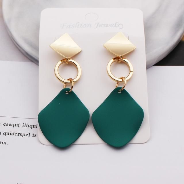 Vintage Statement Earrings White Geometric Long Dangle Earrings for Women