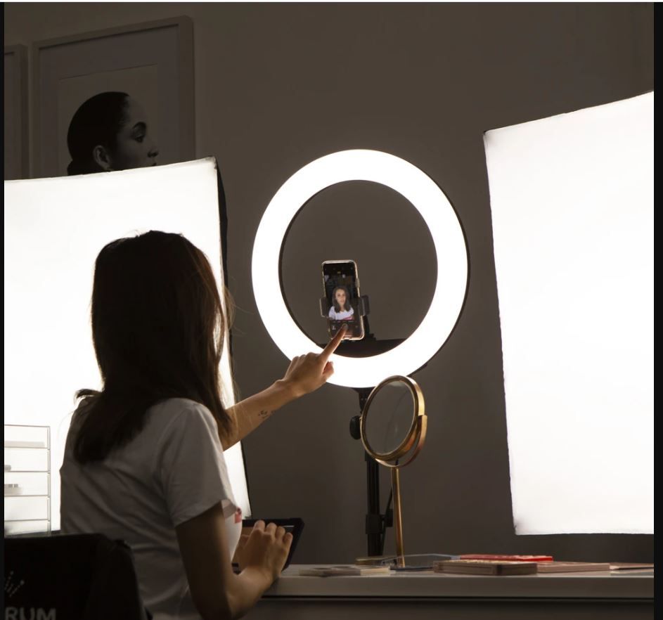 Automatic Led Ringlight With Stand And MIC & BT Remote