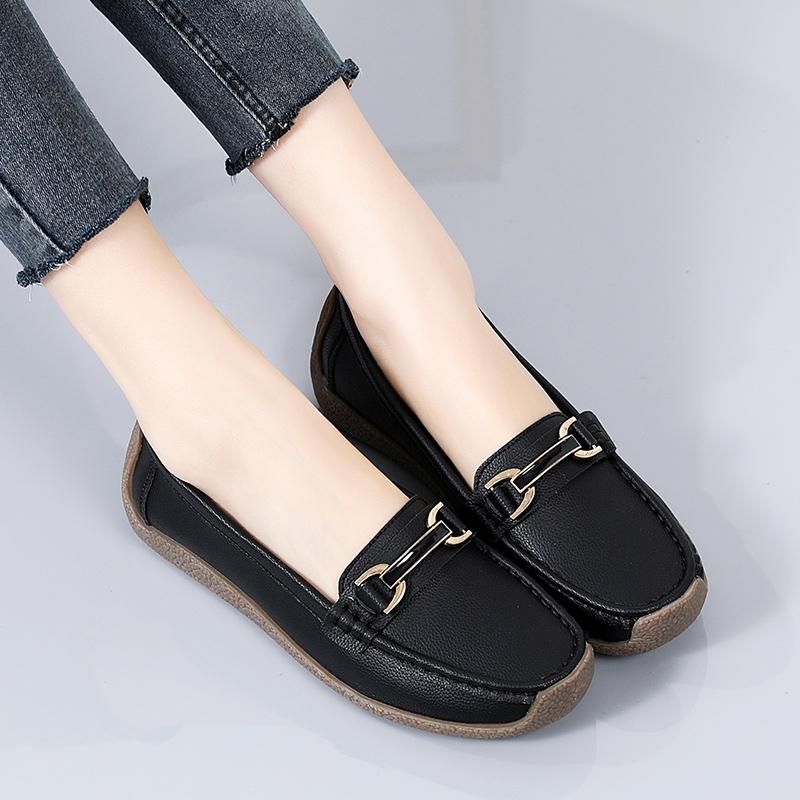 Women's Flat Shoes Versatile Women's Leather Shoes Spring Soft Sole Casual Shoes Plus Size Genuine