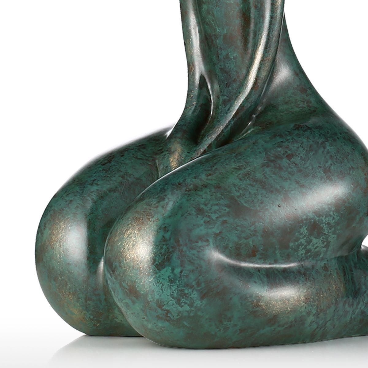 Kneel Tomfeel Resin Sculpture Home Decoration  Design