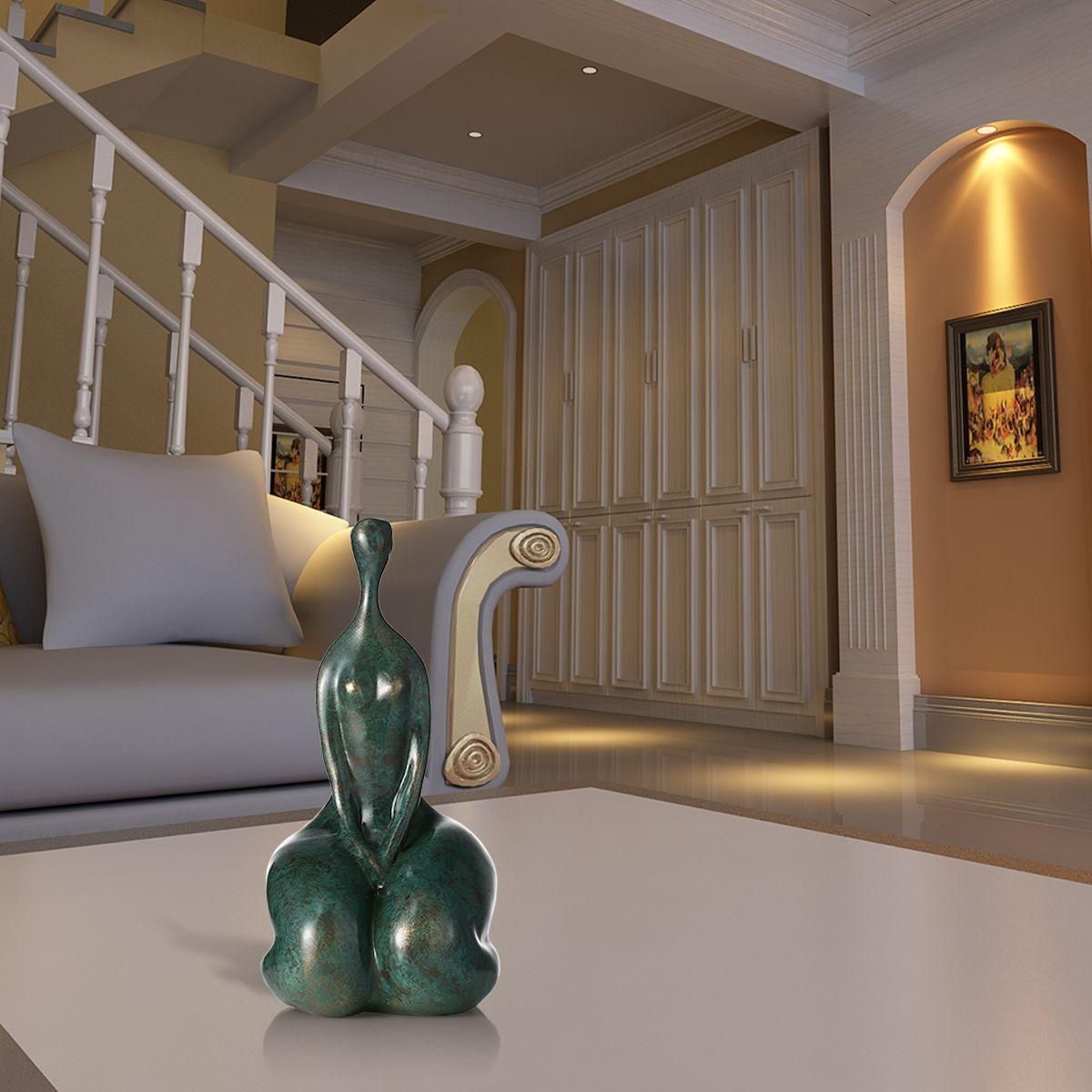 Kneel Tomfeel Resin Sculpture Home Decoration  Design