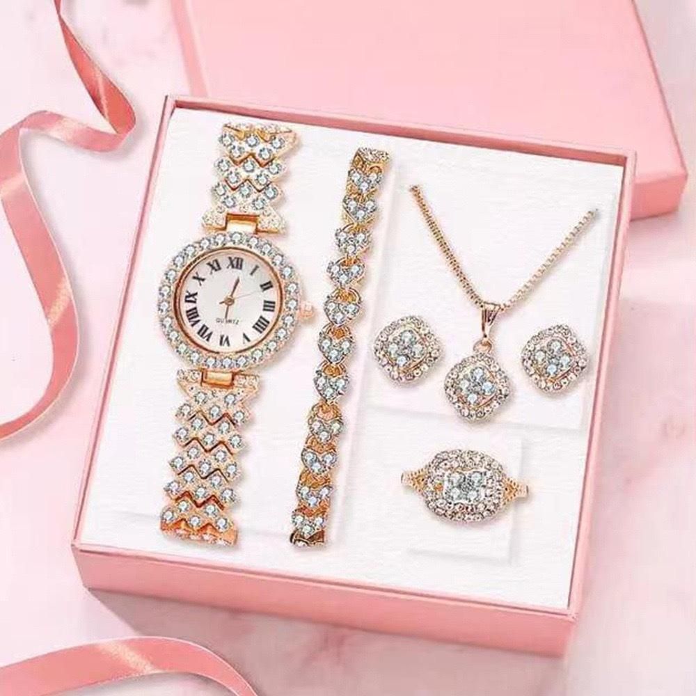 Luxury set of boxes with a hundred atmospheric diamond ladies five-piece gift box ladies watch - Rose Gold