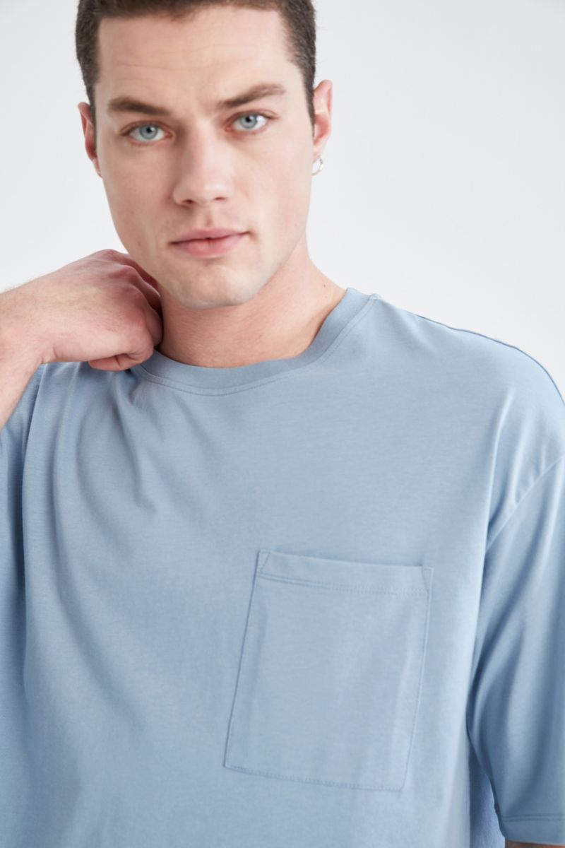 Man - Crew Neck Short Sleeve Oversize Fit Knitted T-Shirt-Blue
