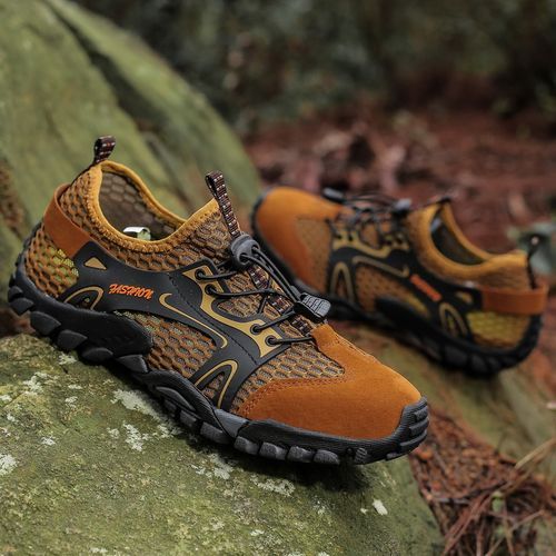 Big Size Mens Water Shoes Outdoor Climbing Shoes-Brown