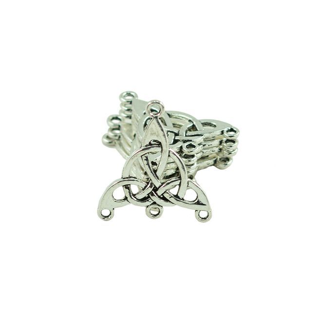 30Pcs Tibetan Silver Triangle Celtic Knot Charm Pendant Connectors DIY