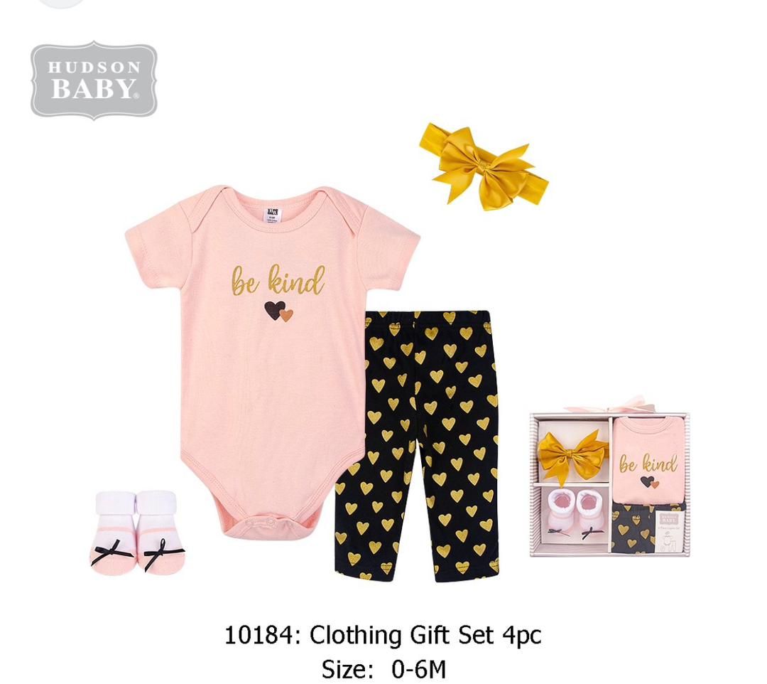 BABY 4pcs LAYETTE GIFT SET -  (0 - 6 MONTHS)