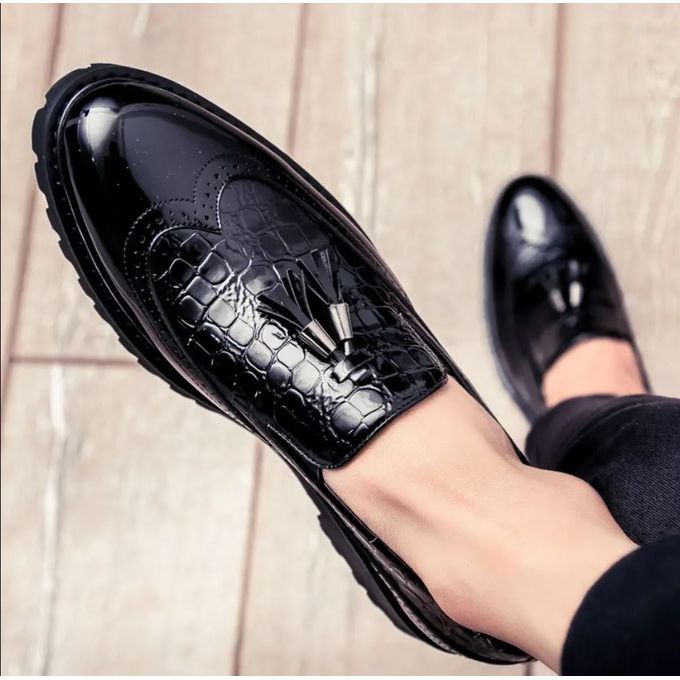Classy Men's Brogue Tie Designers Shoe Black