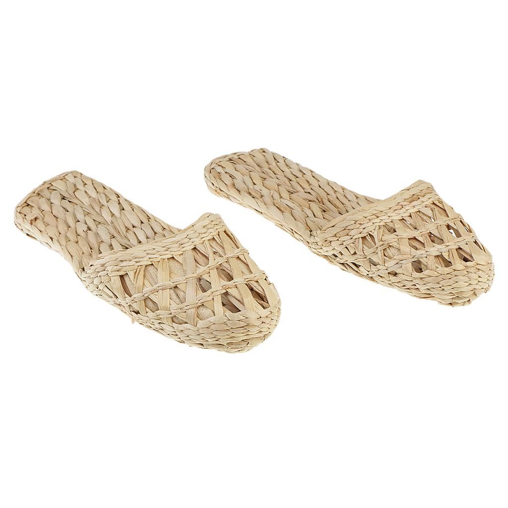 1 Pair Of Hand Knitted Straw Rattan Slippers - Size 38