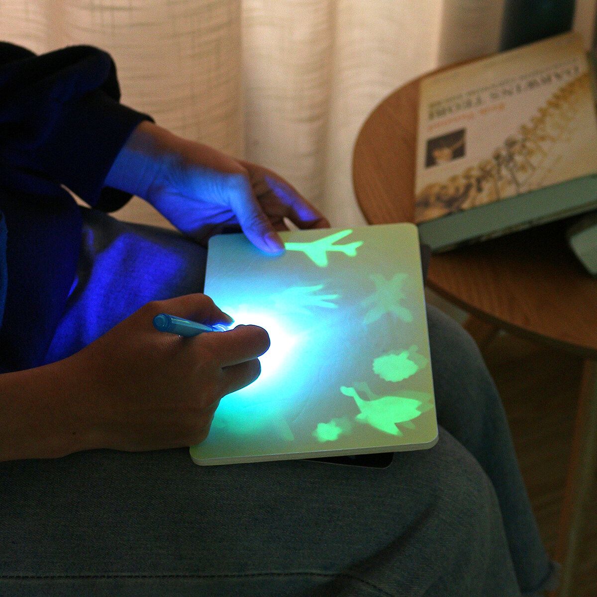 A3/A4/A5 LED 3D Light Luminous Drawing Board Graffiti Doodle Tablet Draw Writing Board Pen With Light-Fun Fluorescent Pen Educational Toy Kids A5