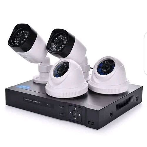 4 CHANNELS AHD DVR 1080P AND 2INDOOR + 2OUTDOOR CAMERA'S 2MP
