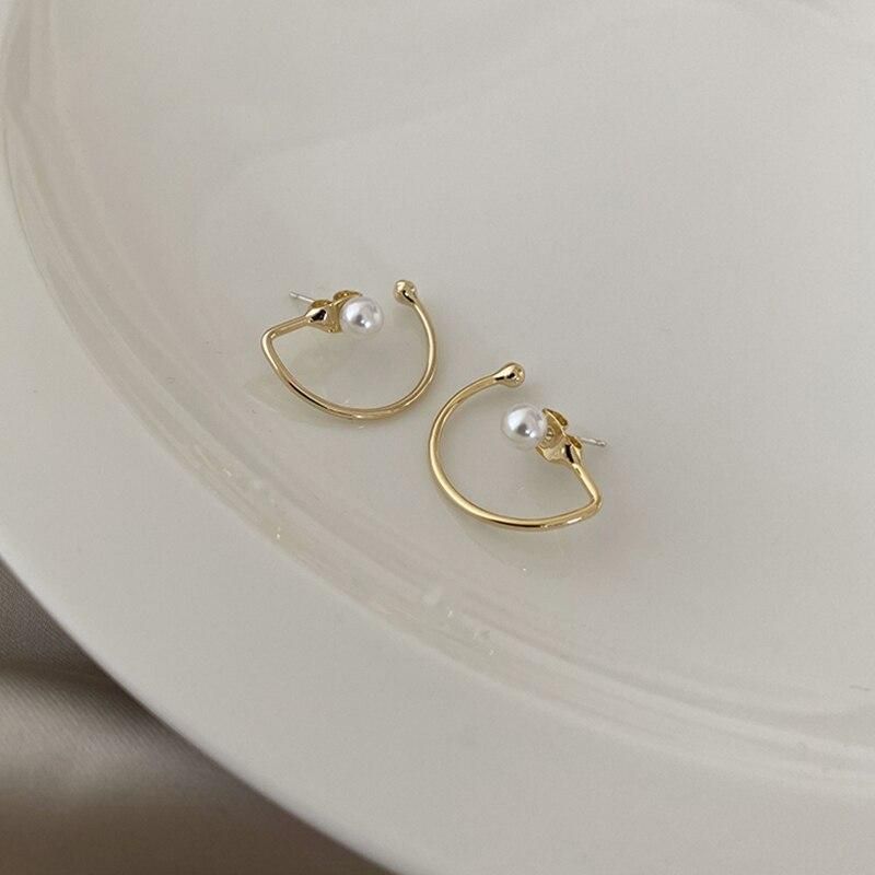 Classic Gold Color Geometric Stud Earrings Imitation Pearl Ear Stud for Women Elegant Jewelry