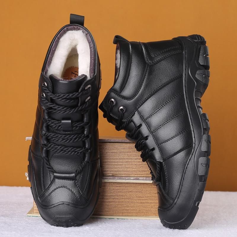 Protective and Wear-resistant Sole Man Boots
