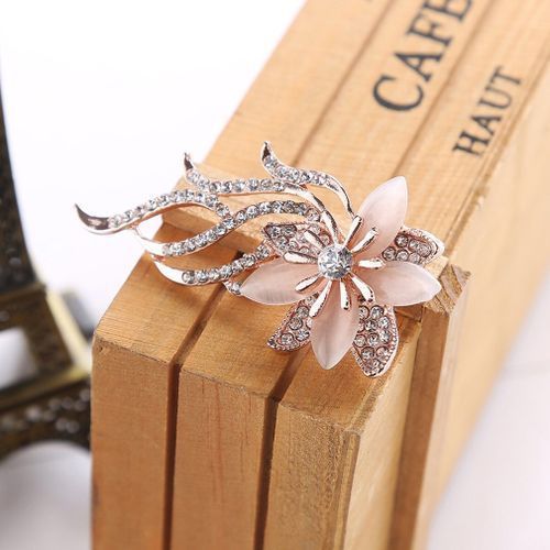 Chrysanthemum Brooch Pin Charming Dress Scarf Pins Pink