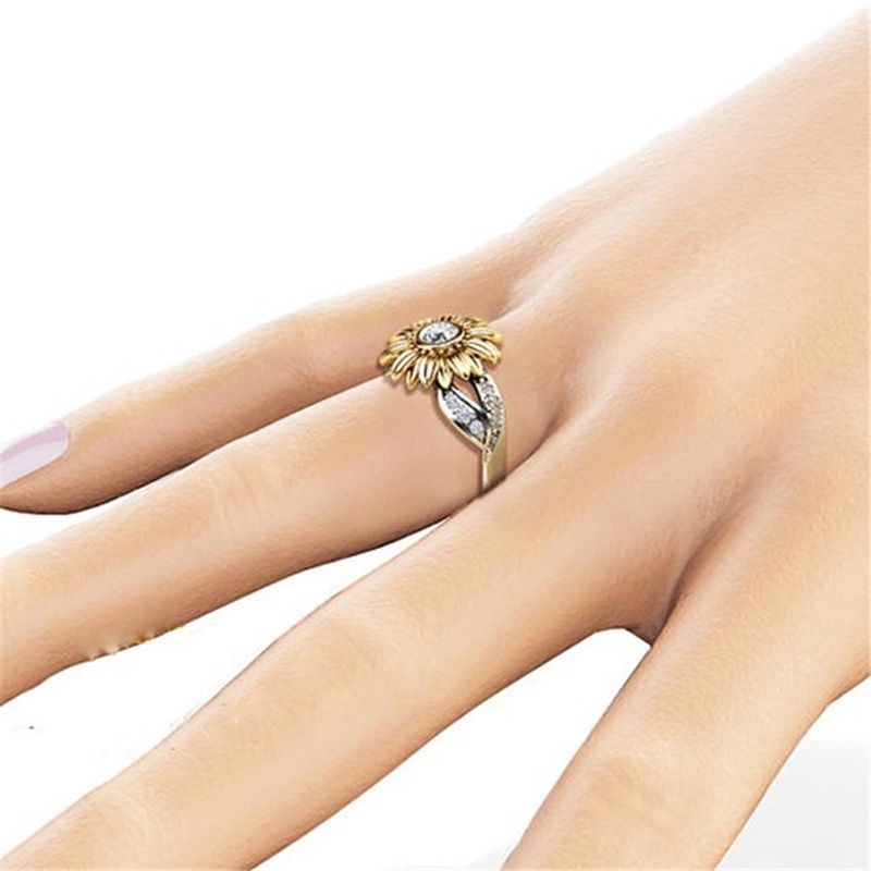 Female Cute Sunflower Crystal Rings For Women, Ring Size:11(White)