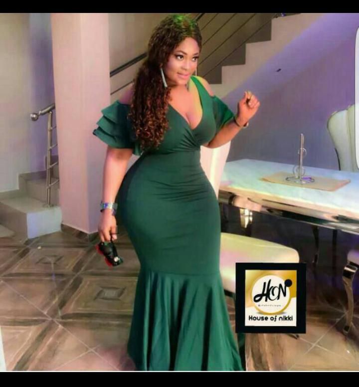 Long Dinner Dress For Unique Ladies