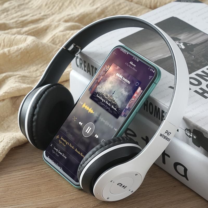 Bluetooth Earphone Over-Ear Subwoofer Wireless Earphone White