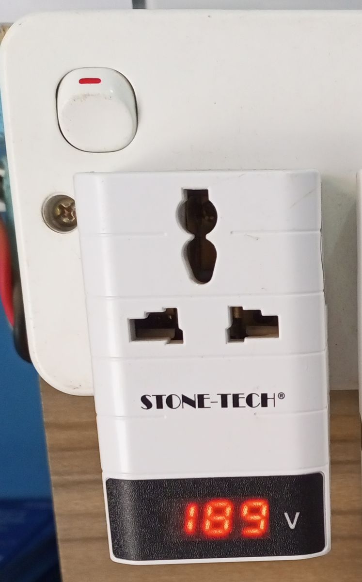 13A Voltage Display Fridge TV Guard Surge Protector