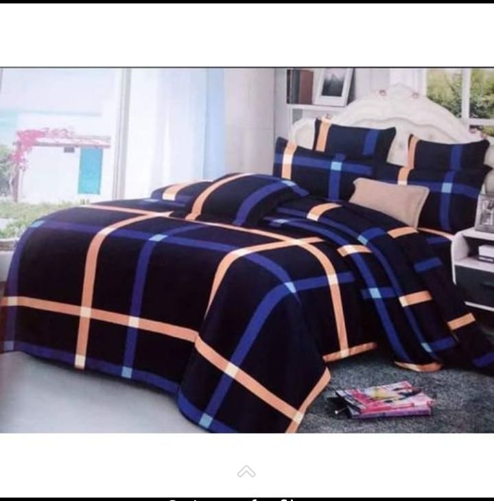 Quality Bedsheet With 4pillow Cases- Multi Color
