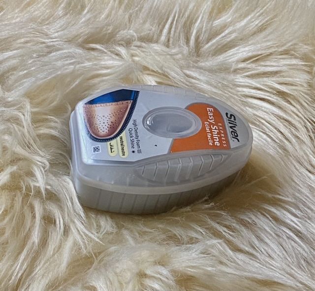 Unique Foam Express Easy Shine Eclat Shoes Polish