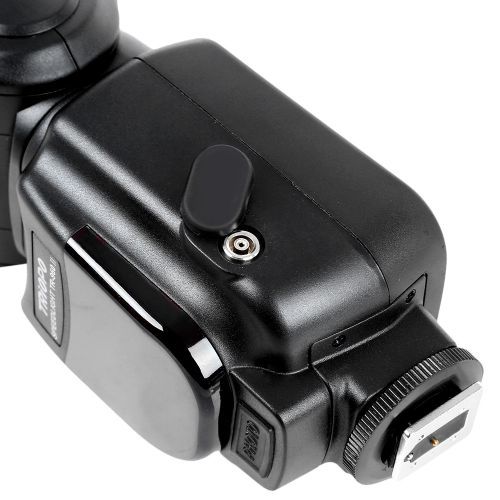 TRIOPO TR - 960ll Camera Flashlight Speedlite With LCD Screen