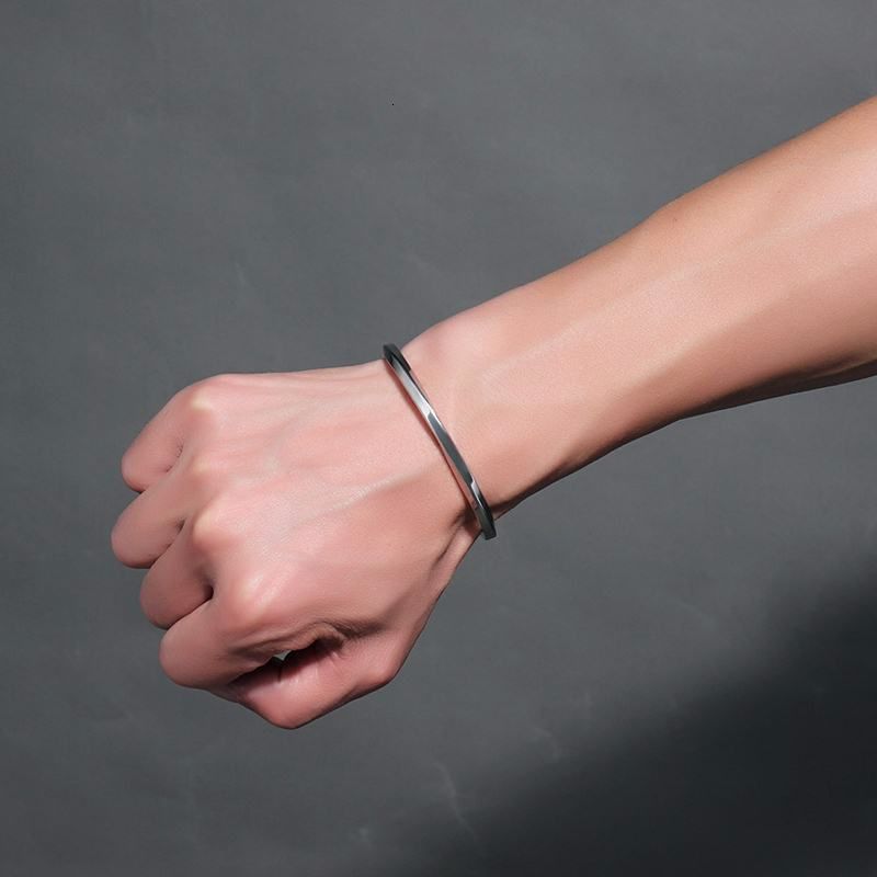 Vintage Stainless Steel Bangle For Men Women Mobius Twisted Cuff