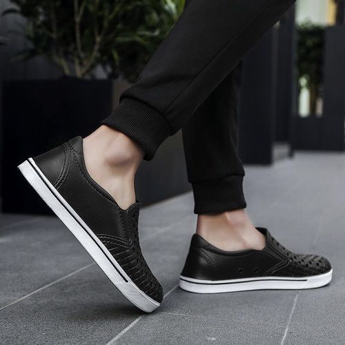 Men's Casual Hole Shoes Breathable Sneakers-black