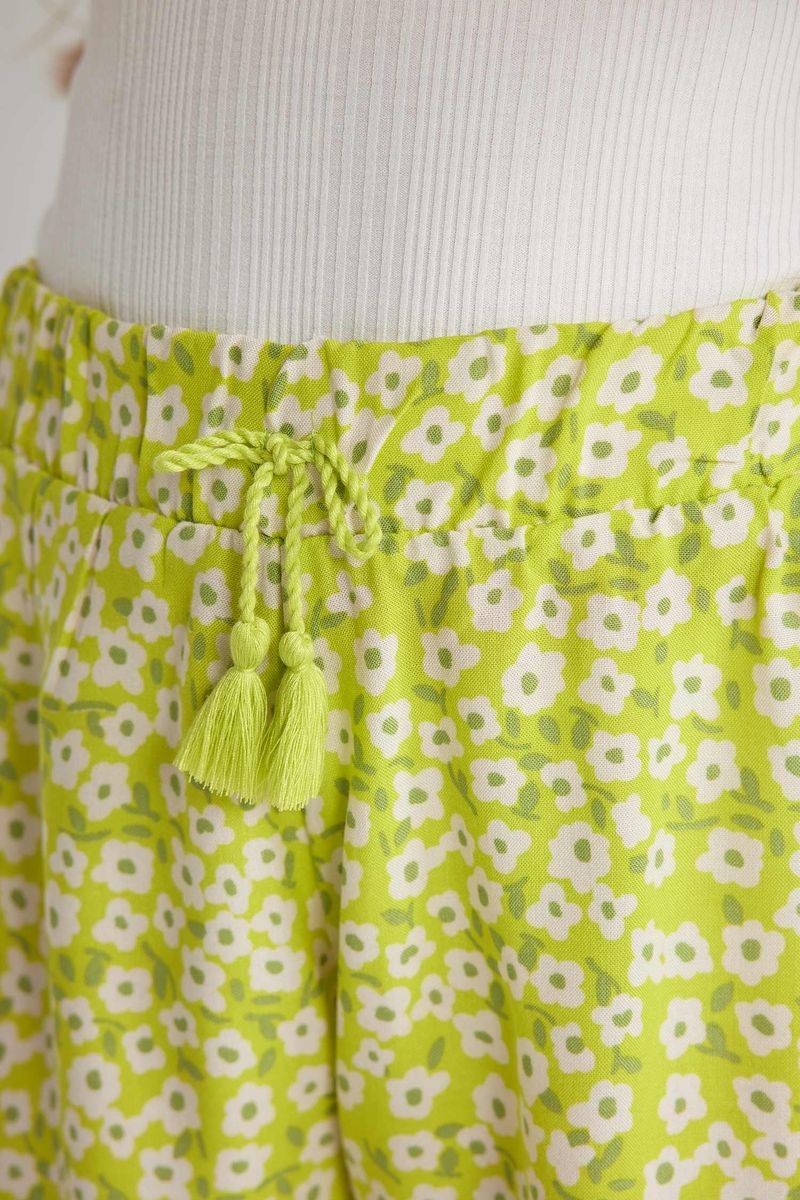 Girl Casual Woven Short - Green