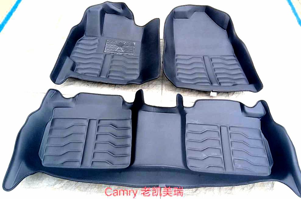 Toyota Camry 5D Customize Leather Foot Mat