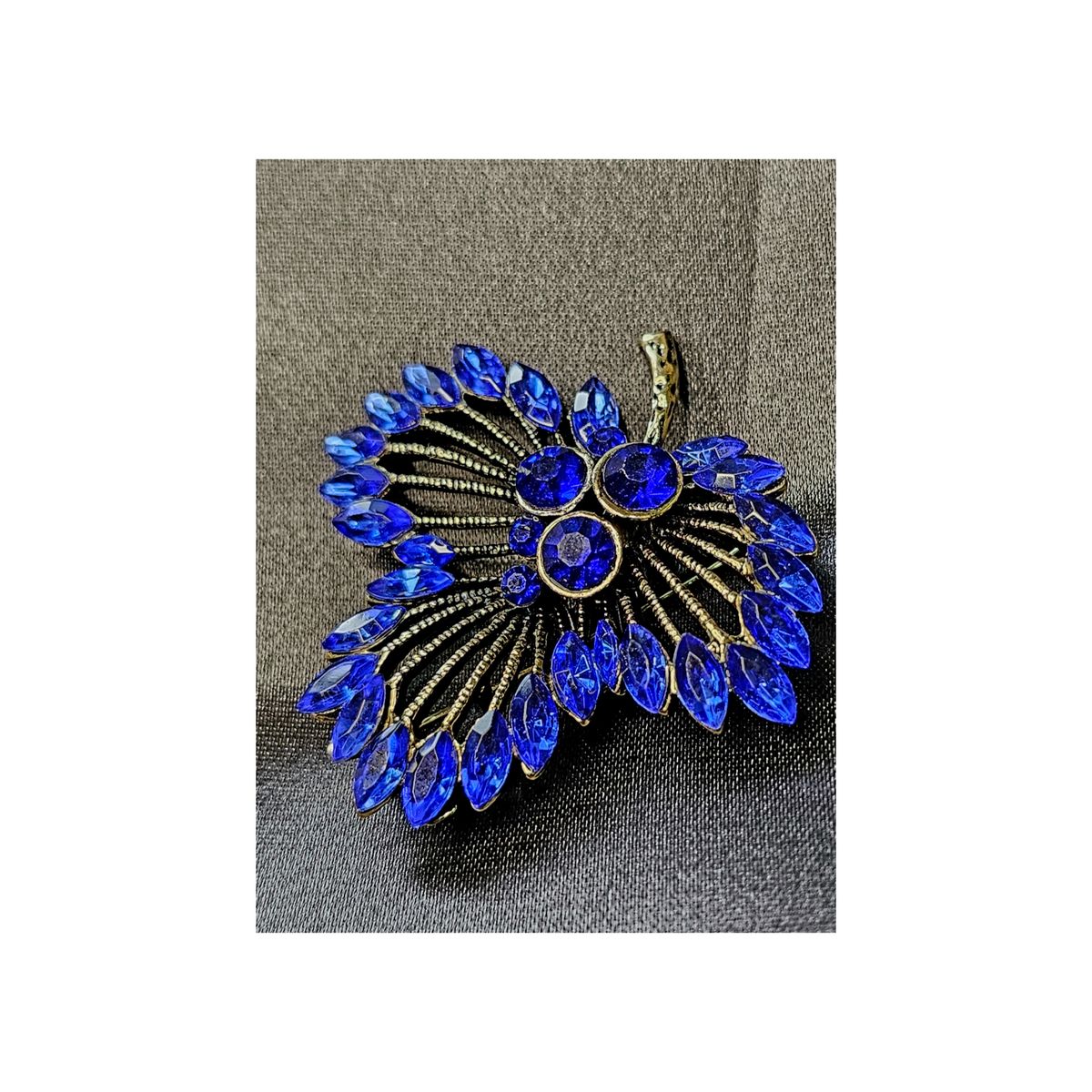 Fashionable Women Brooch Pin