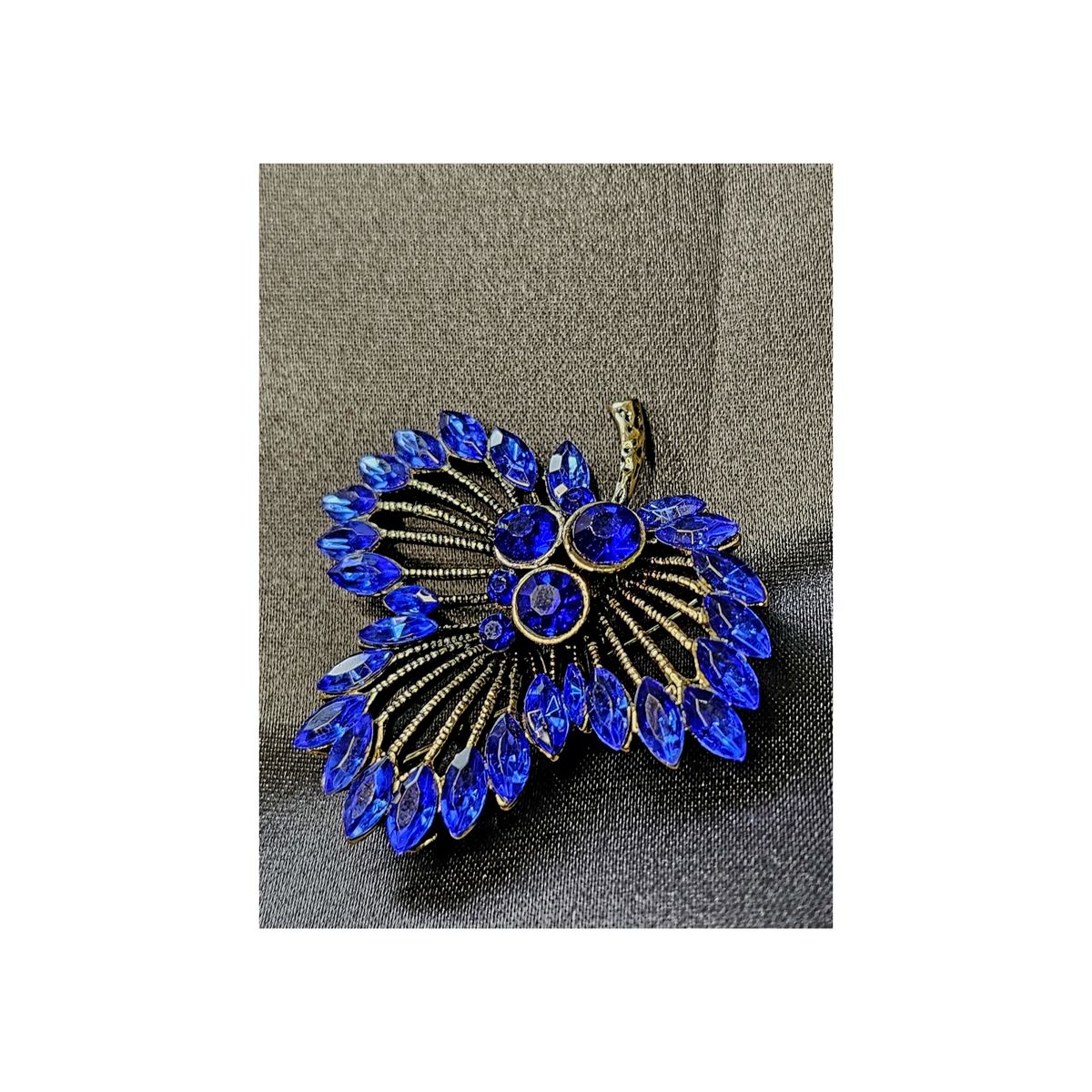 Fashionable Women Brooch Pin