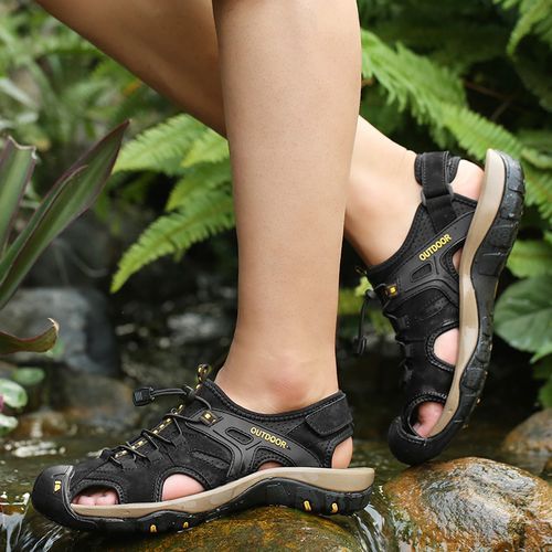 Cow Leather Sandals Men's Summer Shoes Big Size 38-48 Handmade Male Sandals Beach Water Shoes Outdoor Anti-Collision Mountain Trekking Shoes Black