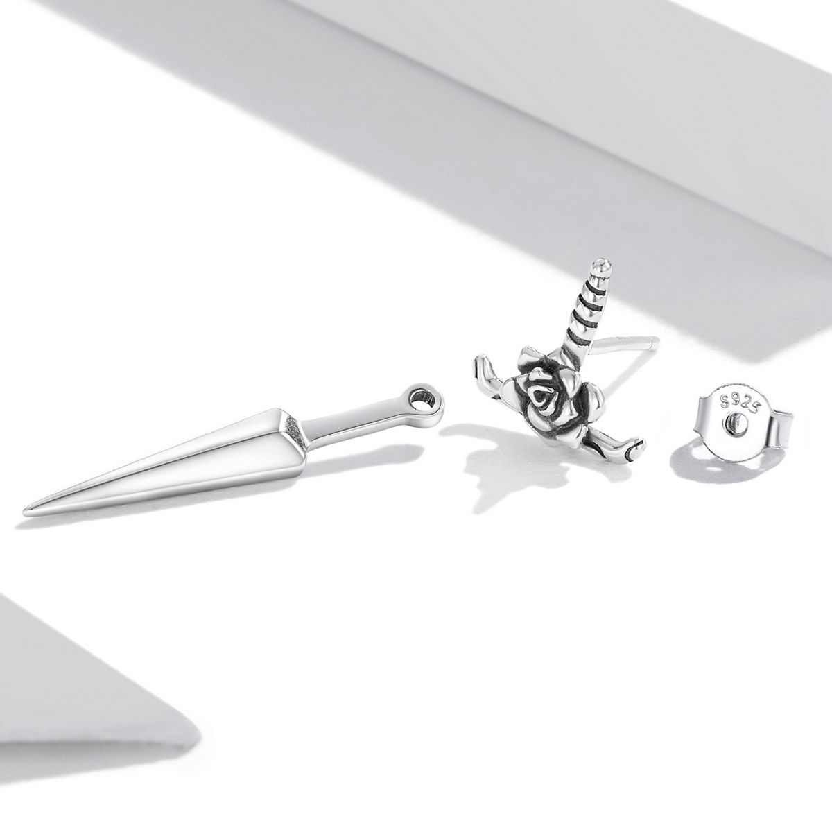 Rose Dagger Ear Stud