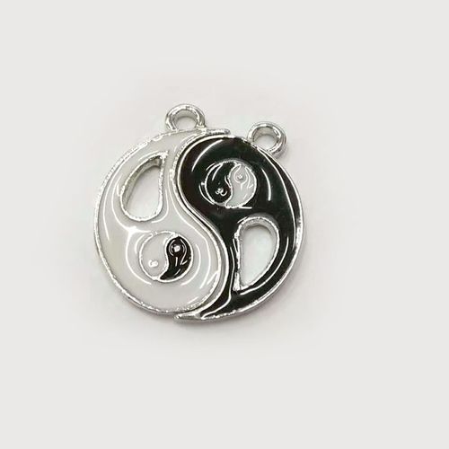 Best Couple Chain Pendant Necklaces