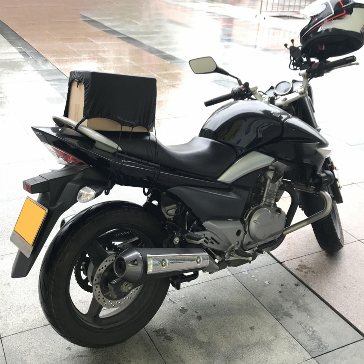 Motorcycle Rear Shelf Cover Trunk Seat Rear Rack Waterproof Luggage Cover Elastic Motorbike Luggage Cover for Keeping   Items Secure (Black) M/L