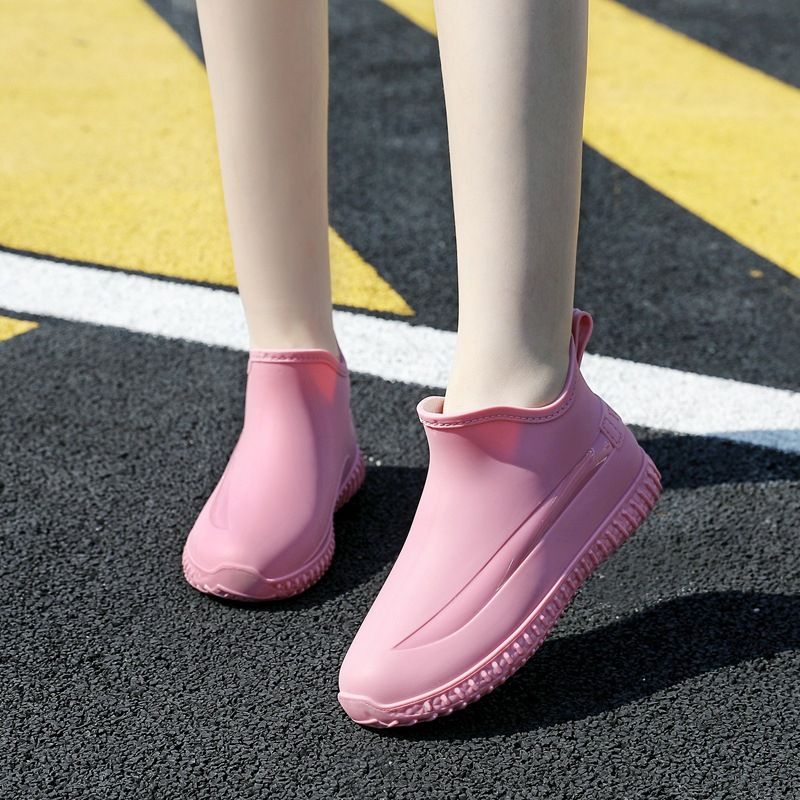 Women's Short Tube Fashionable Waterproof Rain Shoes-pink