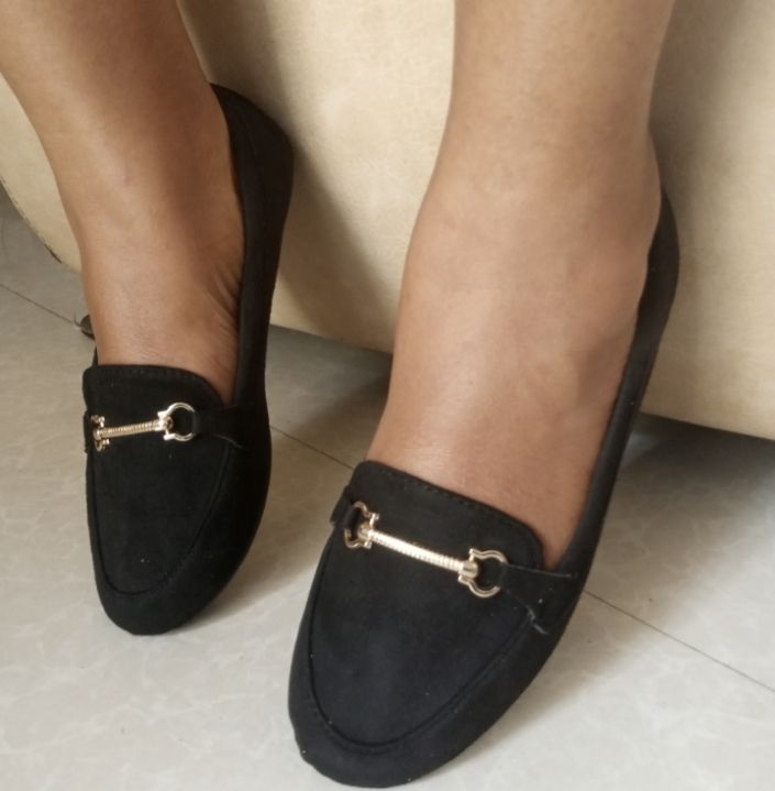 Unique  Flat Shoe - Black