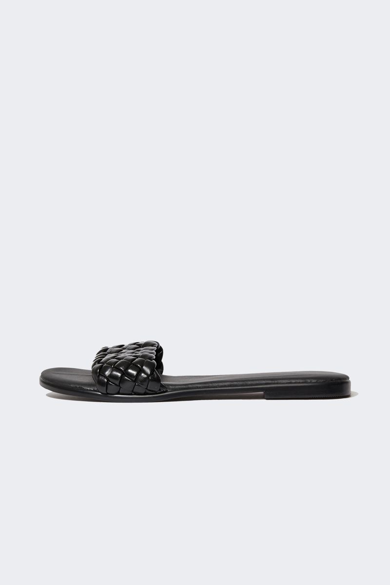 Woman Slippers Slipper-Flipflop-Black