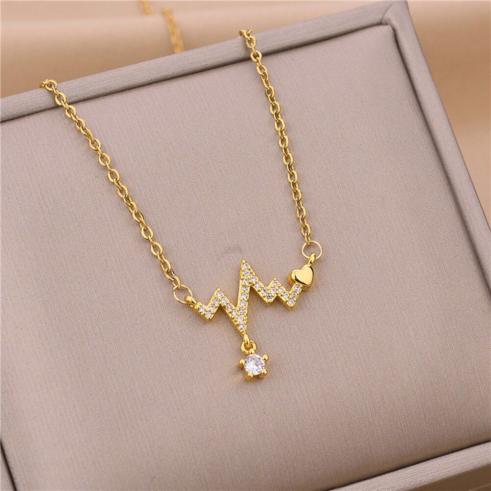 Trendy Sweet Sexy Gold Color Stainless Steel Necklaces For Women Korean Fashion Female Pendant Clavicle Chain Jewelry Wholesale