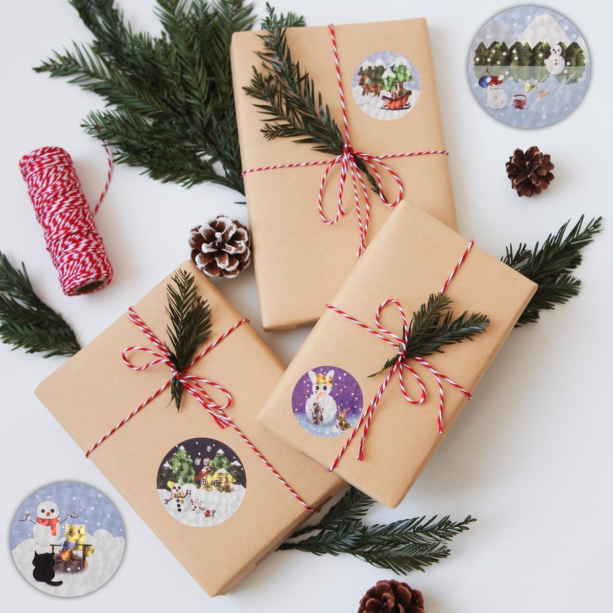 250PCS Roll Glitter Christmas Stickers Christmas Ornament Roll Stickers for Scrapbooking Card Making Christmas Party Supplies