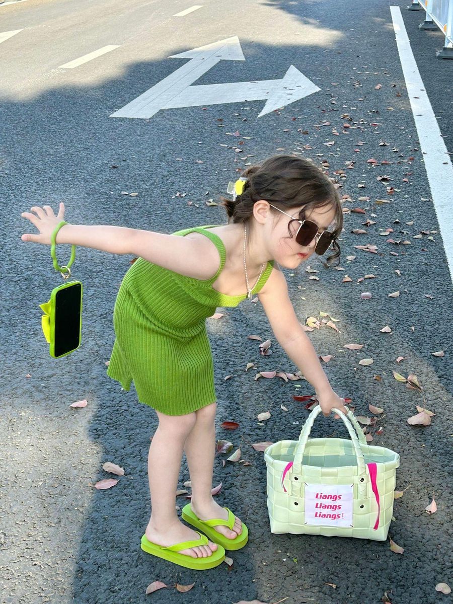 Girls' Knitted Dress 2023 Summer New Children 2-7 Years Old Korean Style Slim Fit Dress Children's Vest Dress