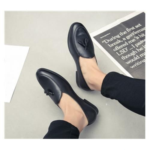 Men Shoes Tassel Genuine Leather Loafers Moccasins (Black)