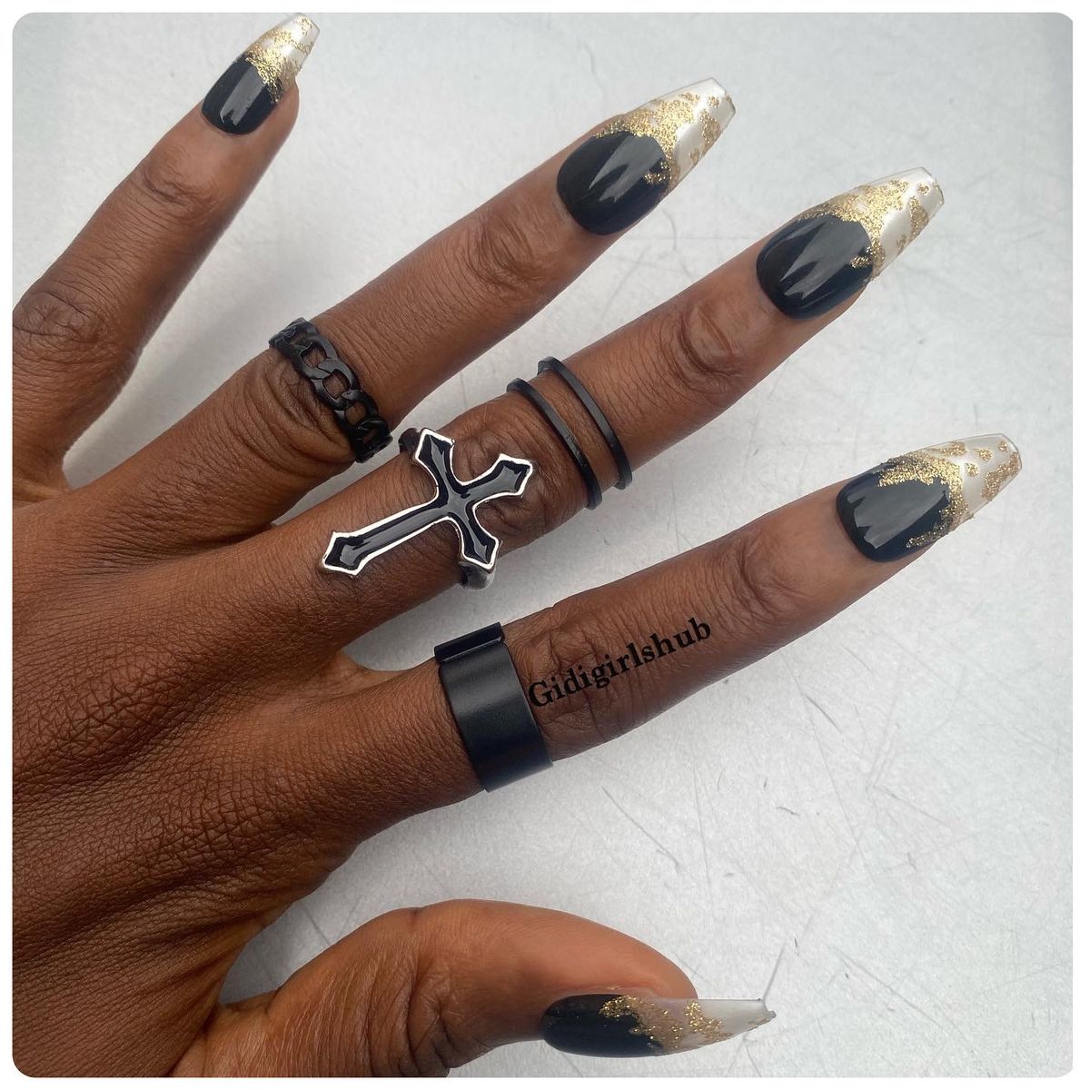 4pcs Round Metal Adjustable Black Ring Set