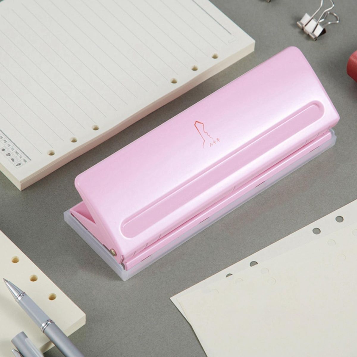 Desktop 6 Gaten Punch Tool Papier Ponsen Perforator 8 Vellen Pink