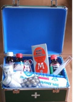 First Aid Kit (Equipped Safety Box)