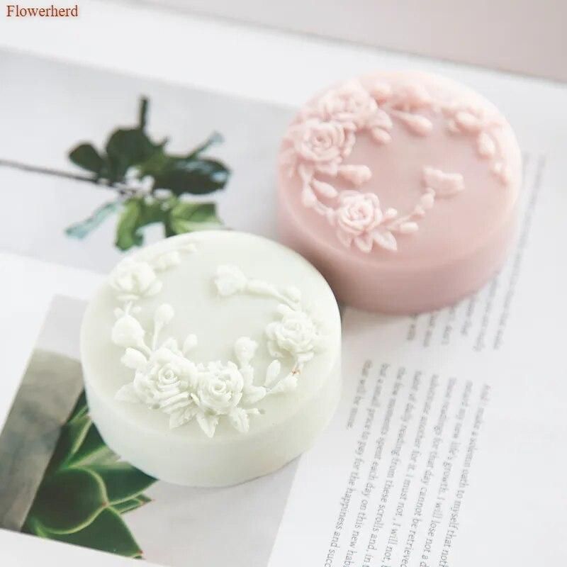 Round Handmade Flower Pattern Soap Mold Bathroom Supplies Soap Silicone Mold Soap Making Tools DIY Fondant Cake Chocolate Mold