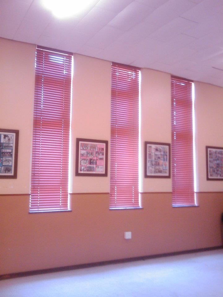 25mm ALUMINIUM VENETIAN BLINDS PINK