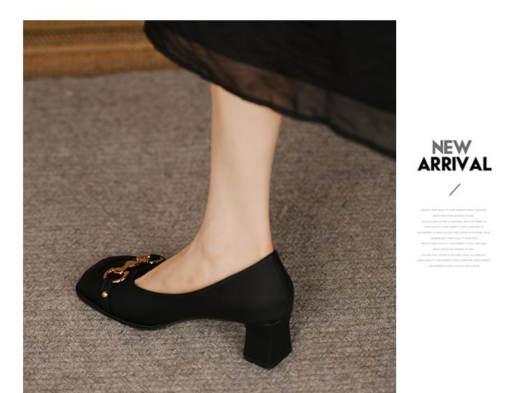 Inter-lock Chain Corporate Cover Shoe - Black