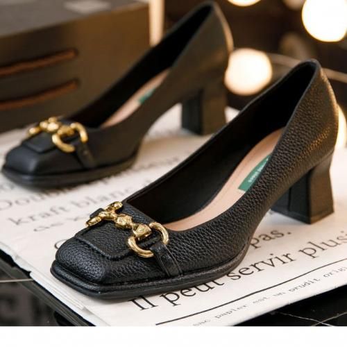 Inter-lock Chain Corporate Cover Shoe - Black