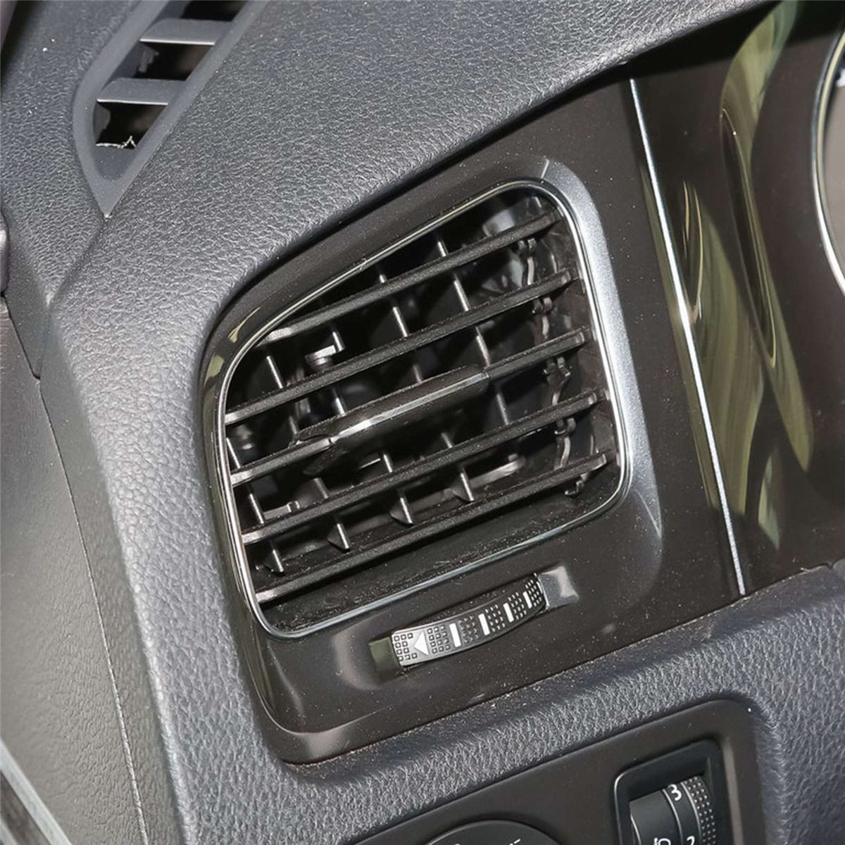 Front Left Dashboard Central A/C Heater Outlet for VW Golf MK7 13-21